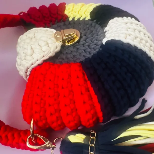 Oreo-Inspired Crochet Bag - Image 4